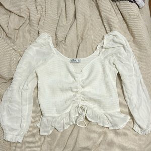 hollister Peasant top
